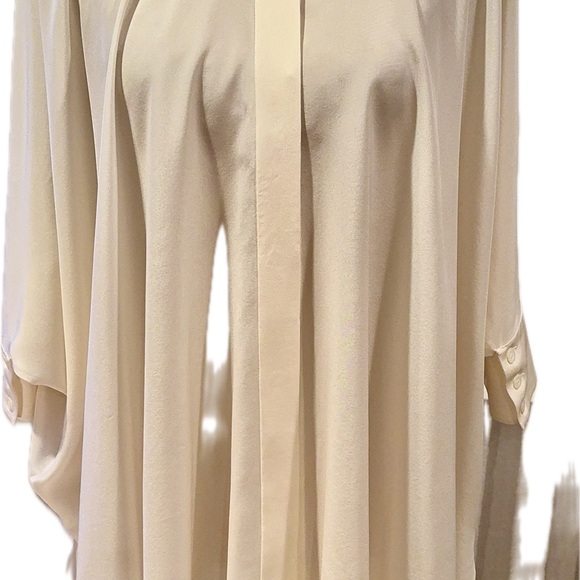 GUCCI Fabulous 100% Silk tunic/blouse ivory unique style. Size M/L, 40 - Picture 5 of 16